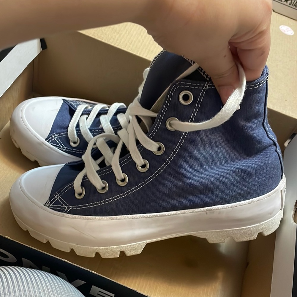 High top Converse platform